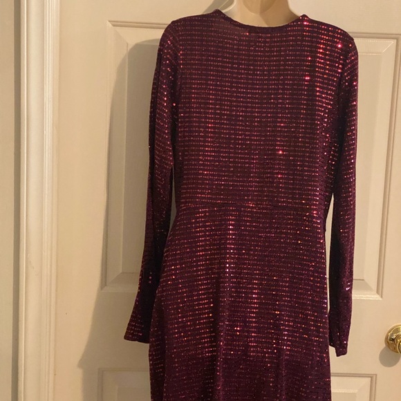 BURGUNDY METALLIC SEQUINS DRESS - SIZE 1X - Picture 3 of 9